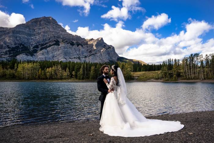 Newly weds portrait in Banff