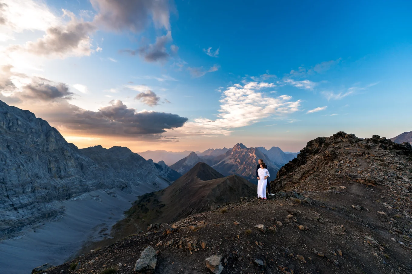 Hiking Adventure Wedding in Banff