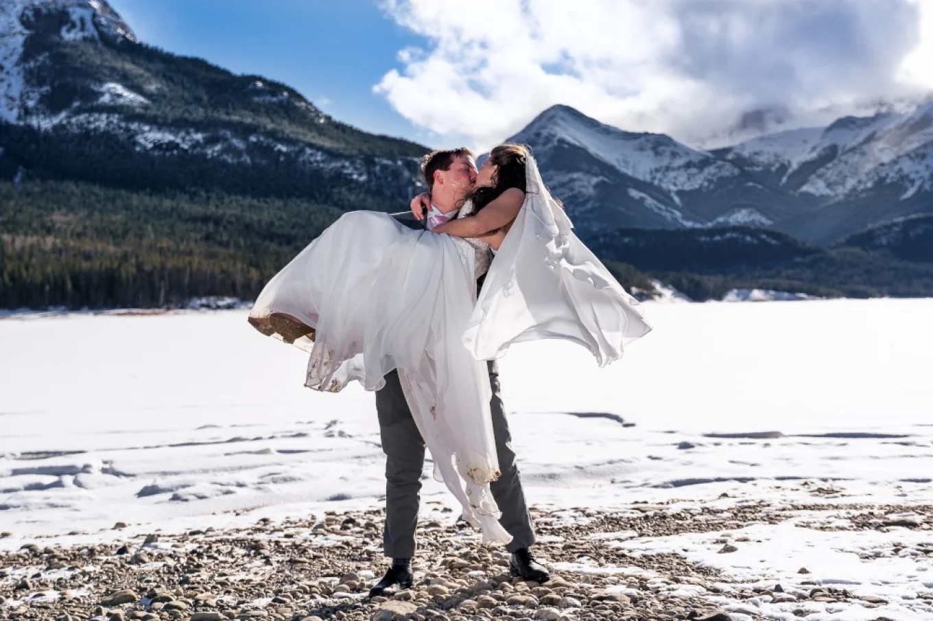 Winter Wedding at Barrier Lake