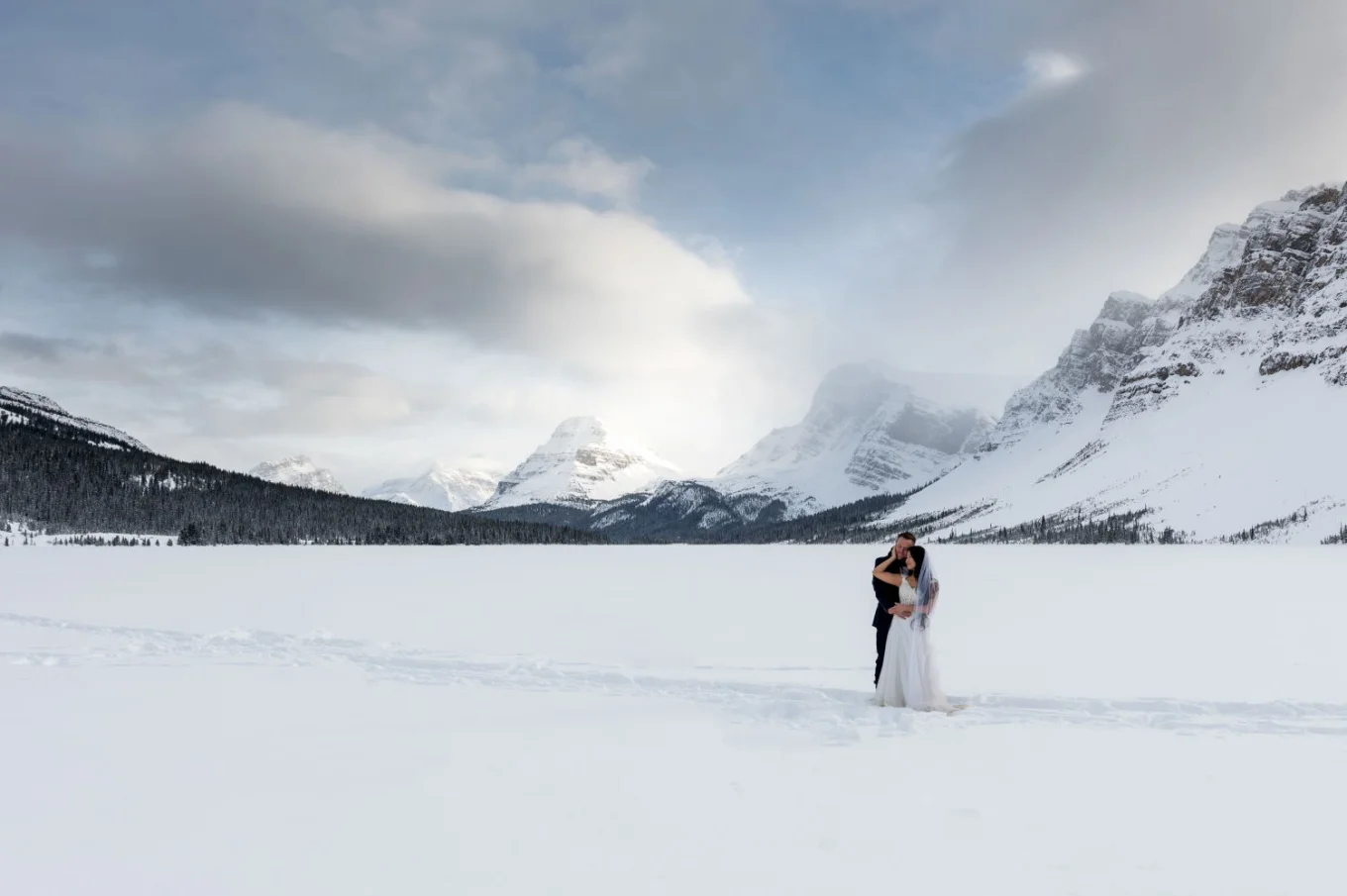 Mountain Wedding Photo Session with brave couple.