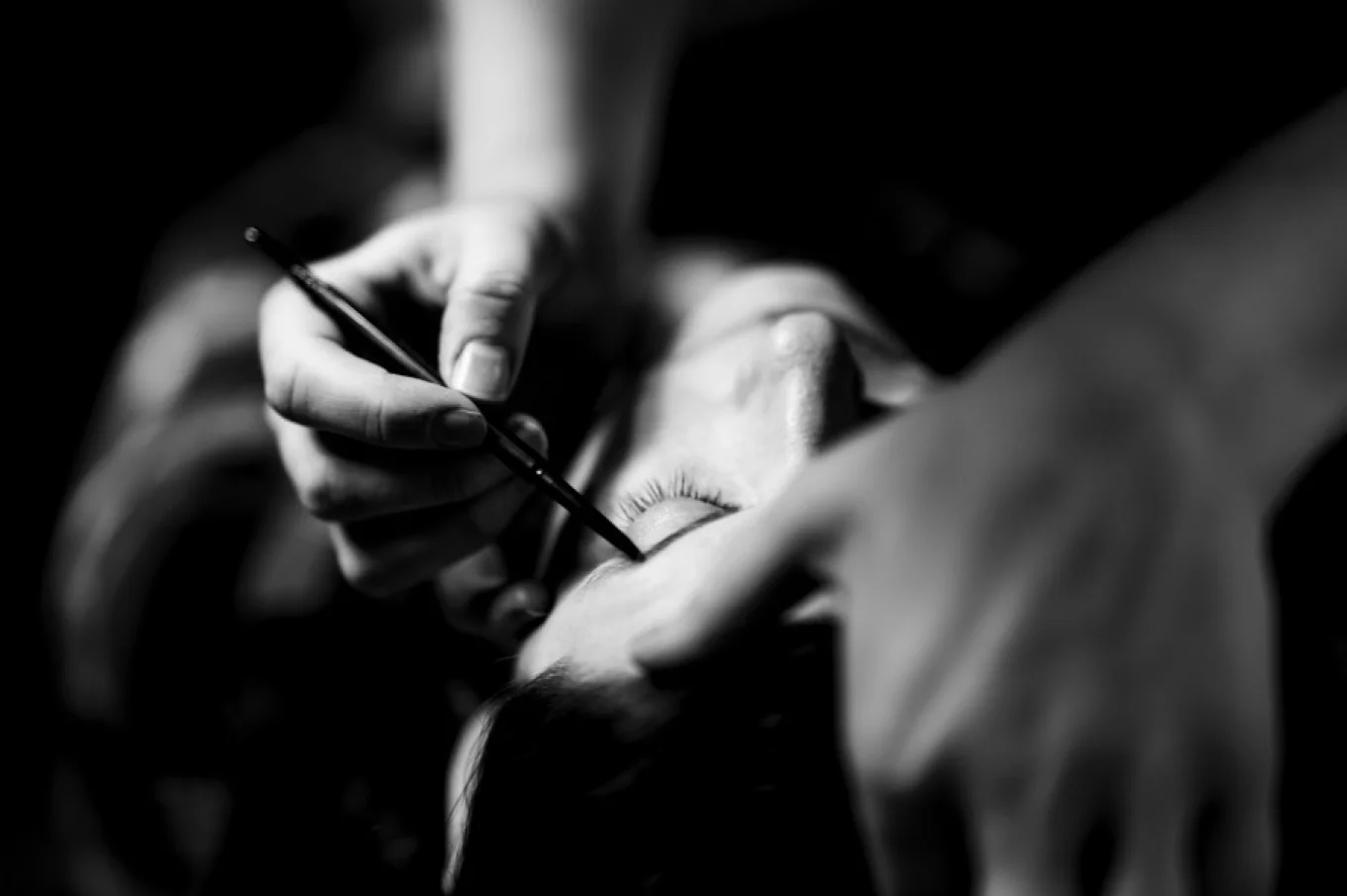 make up in black and white