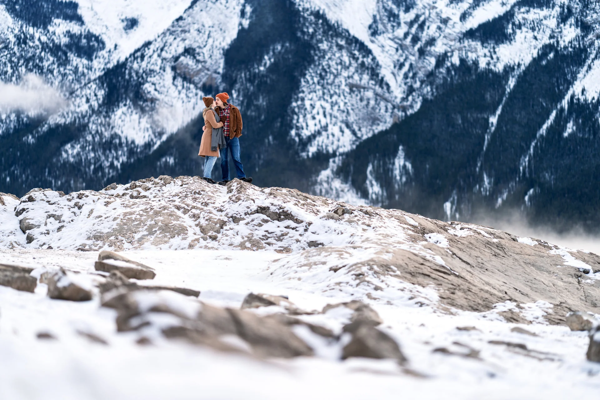 Coupe in love in the Canadian Rockies