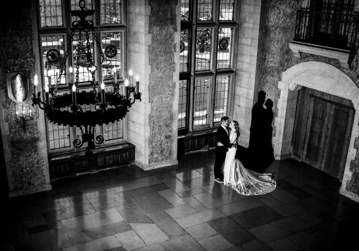 Amazing Banff wedding portrait captured from the balcony at Fairmont Banff Springs by Calgary Wedding Photographer.
