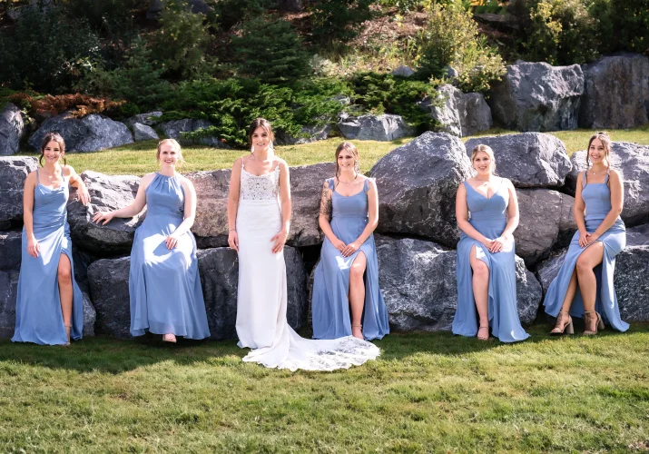 bridal party portrait at the rocks