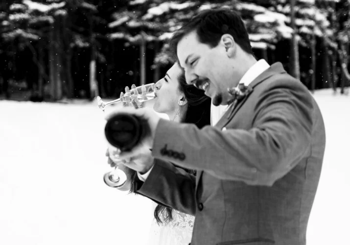 Calgary Wedding Photographers capturing wedding day