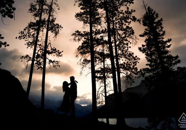 the best silhouette engagement photo. Diamond Award