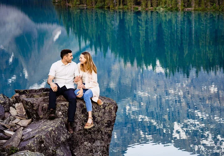 Banff Wedding Photographer created this romantic engagement portrait by the Moraine Lake.